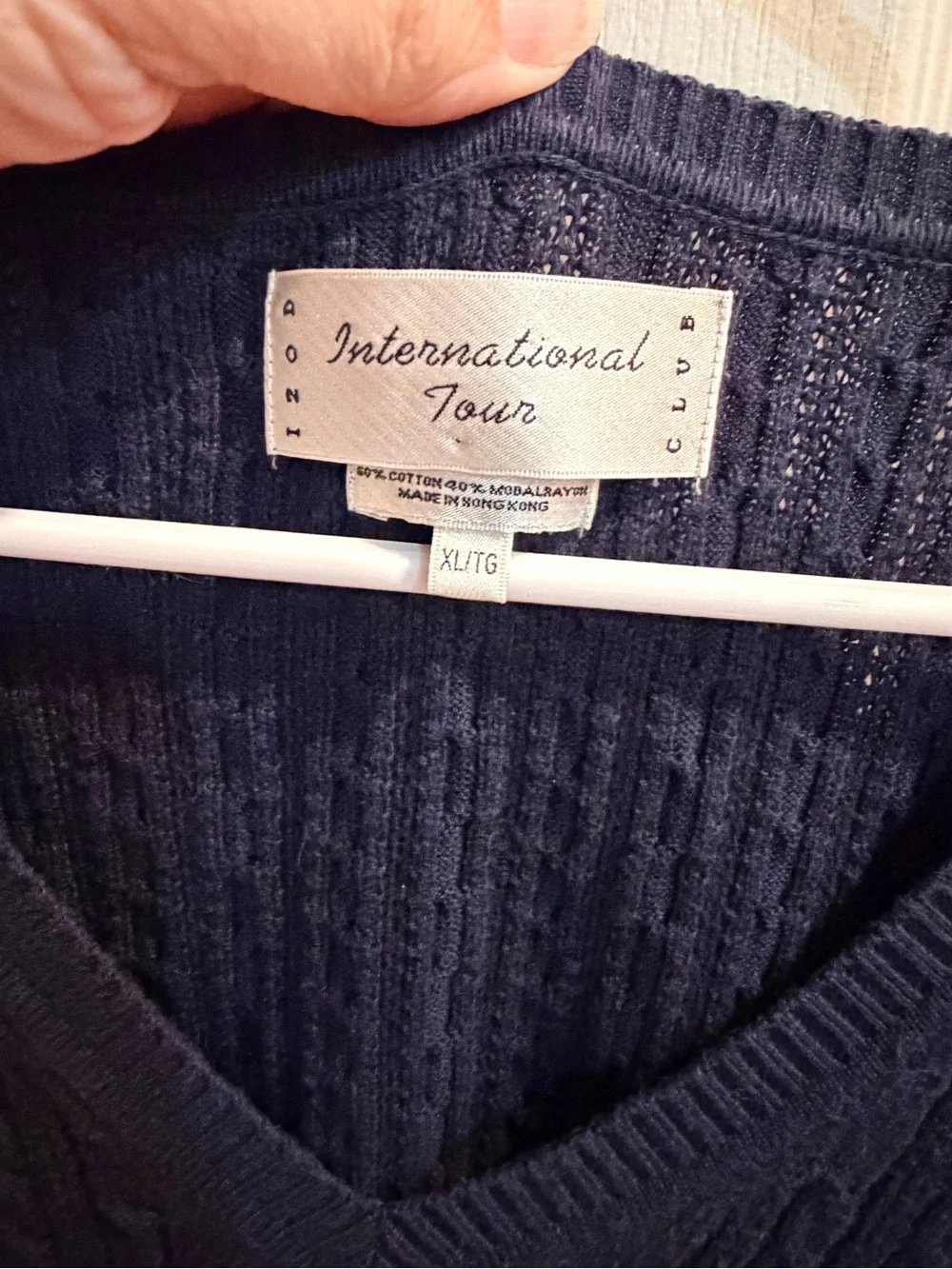 Pinehurst Cable-Knit V-Neck Sweater Vest - Navy